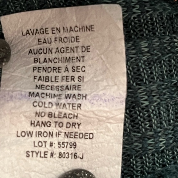 Women’s Olivia Rae Long Sleeves Cropped Top - Picture 8 of 9